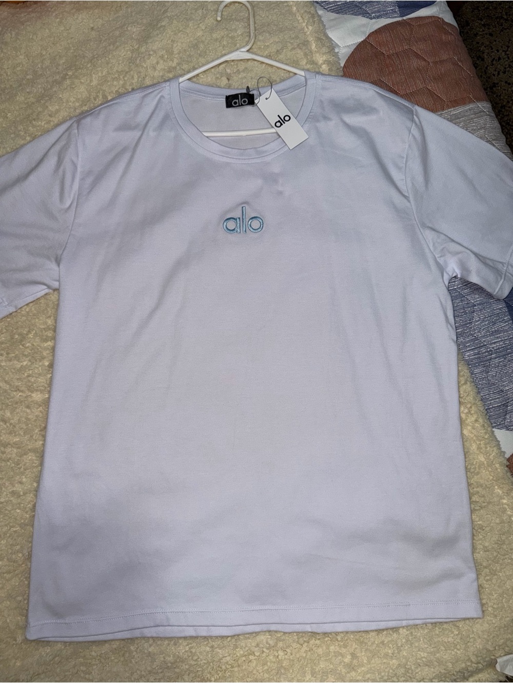 Alo Yoga White Short Sleeve Tee Blue Logo NWT